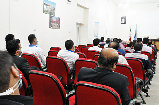 جلسه توجیهی کارکنان پیمانکاری طرح تطبیق مشاغل