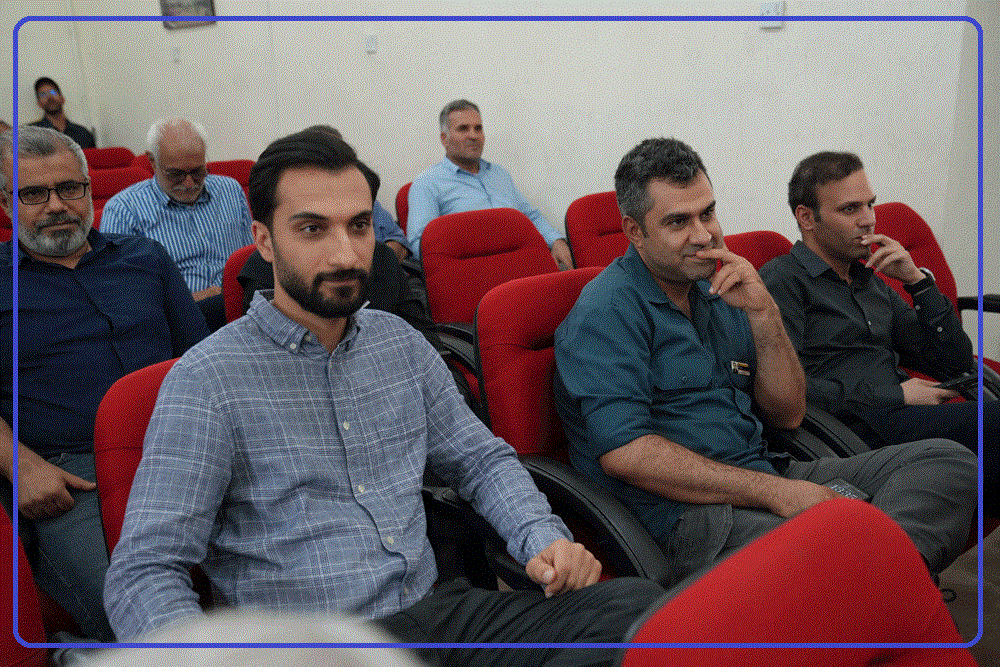 روز کارمند 1405 19