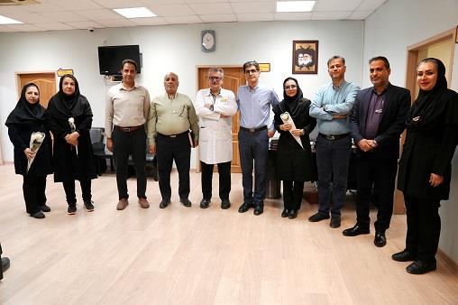 'گزارش تصویری/ گرامیداشت هفته دولت و روز کارمند در بهداشت و درمان صنعت نفت آبادان